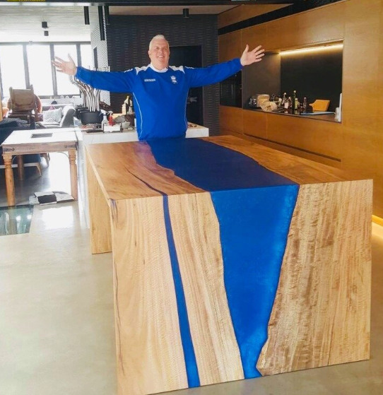 Creating a 5.5m Marri River Table with a Custom Resin Colour – and a 30-Tonne Surprise