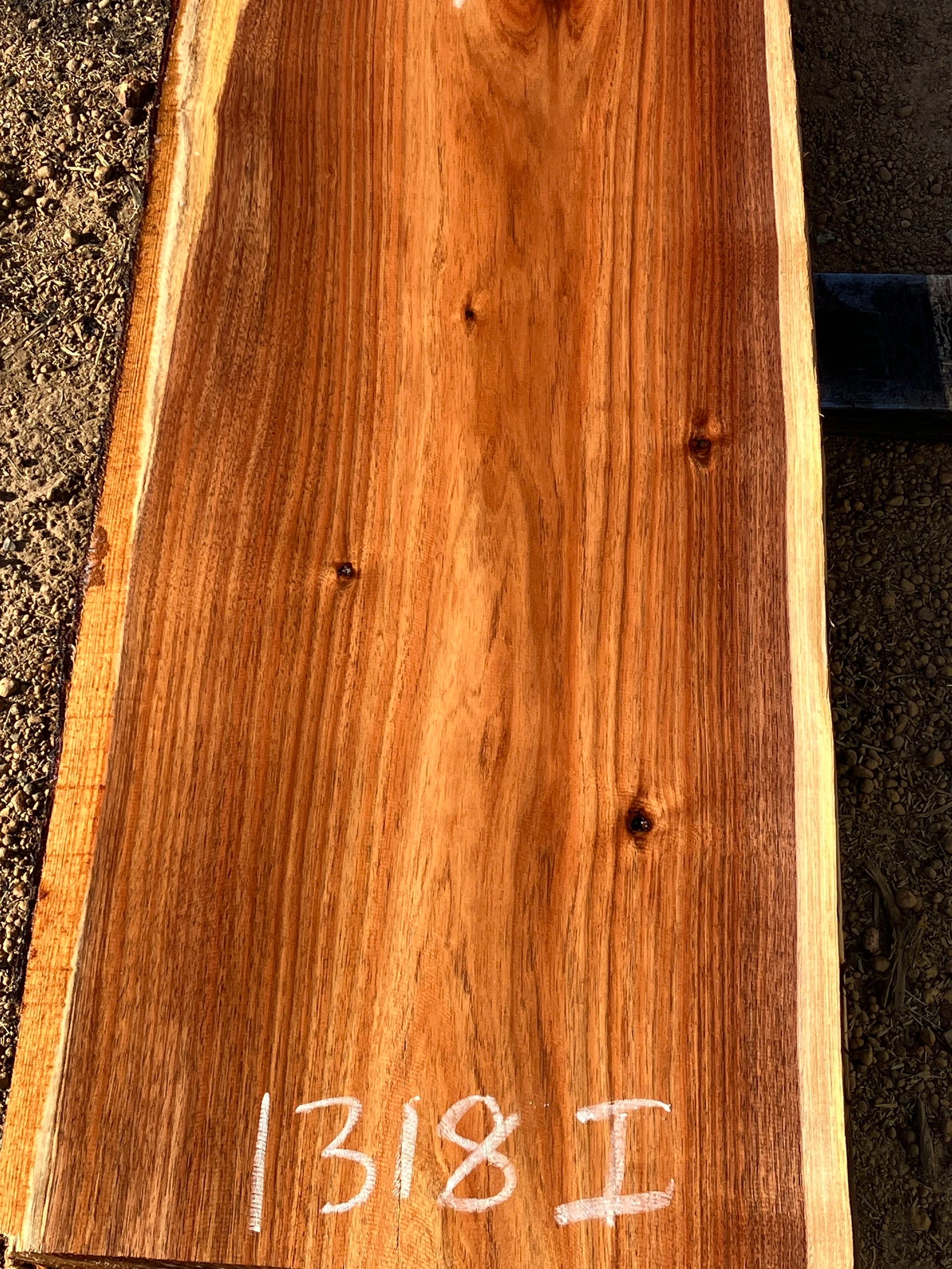 1318I Tassie Blackwood