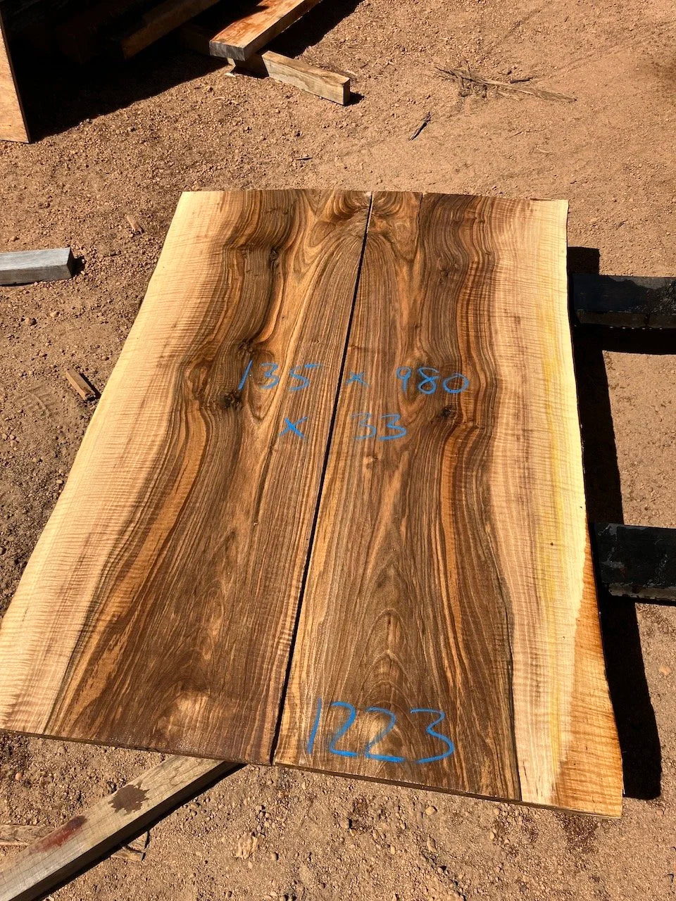 1223 English Walnut